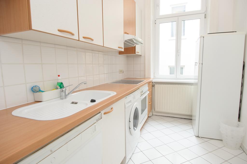 Vienna-Apartment-One Liechtensteinstrasse ภายนอก รูปภาพ