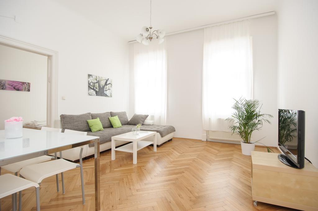 Vienna-Apartment-One Liechtensteinstrasse ภายนอก รูปภาพ